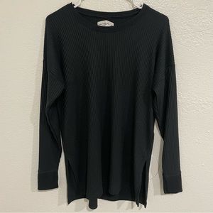 Abercrombie & Fitch (Soft A&F Cozy) Womens Knit Black Long Sleeve Side Slit Top